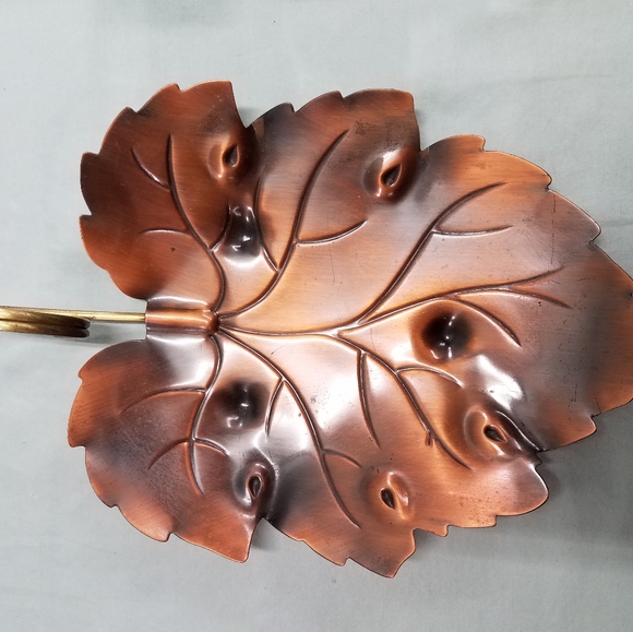 Copper Craft Guild Leaf Dish - Picture 3 of 8